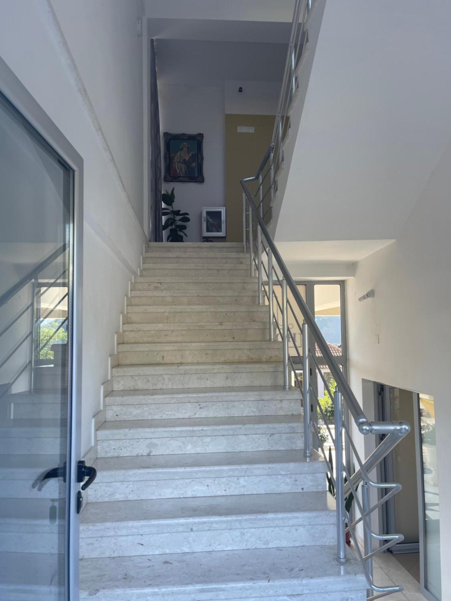 Hotel Latifi Gramsh Exterior photo