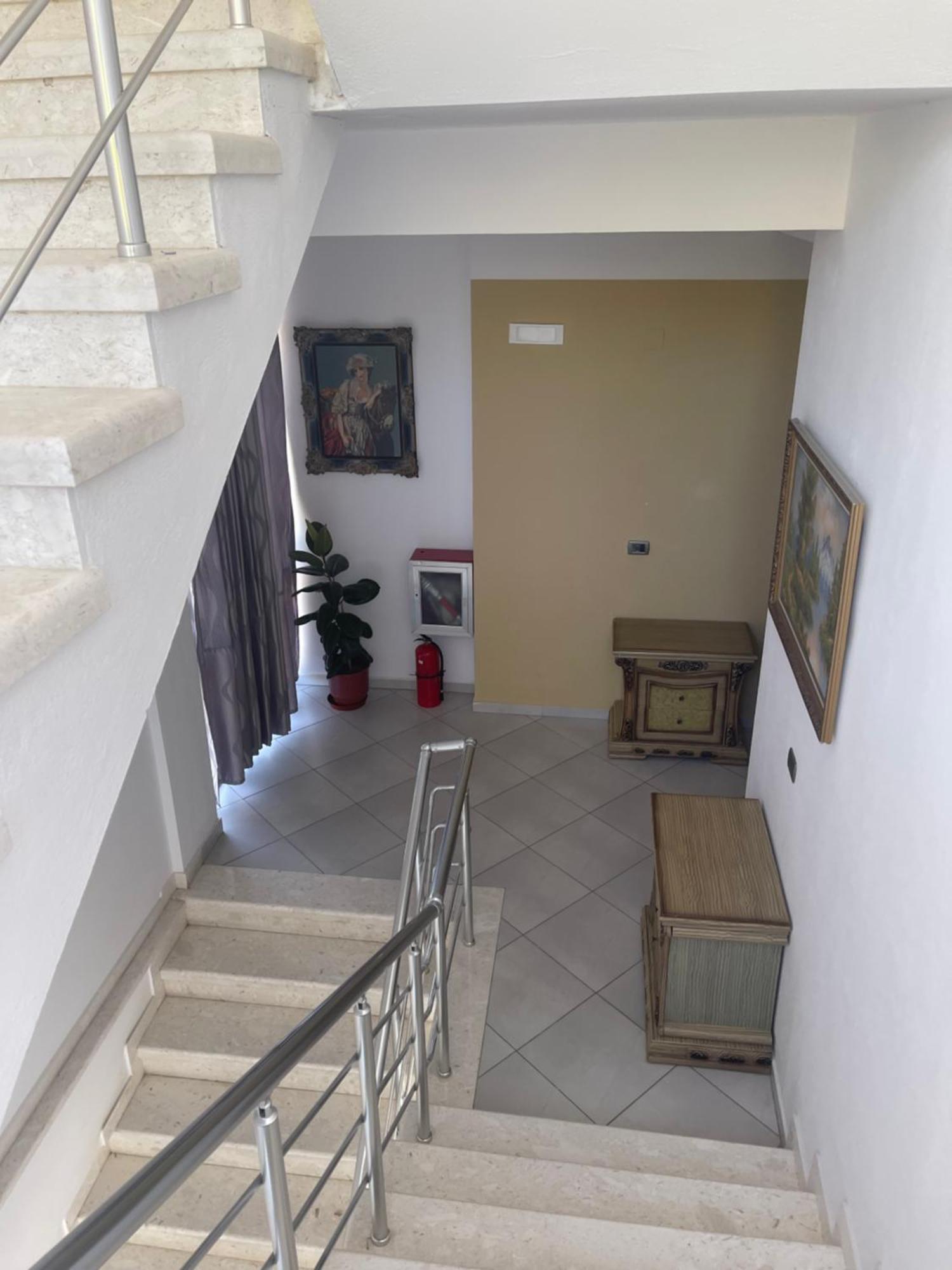 Hotel Latifi Gramsh Exterior photo